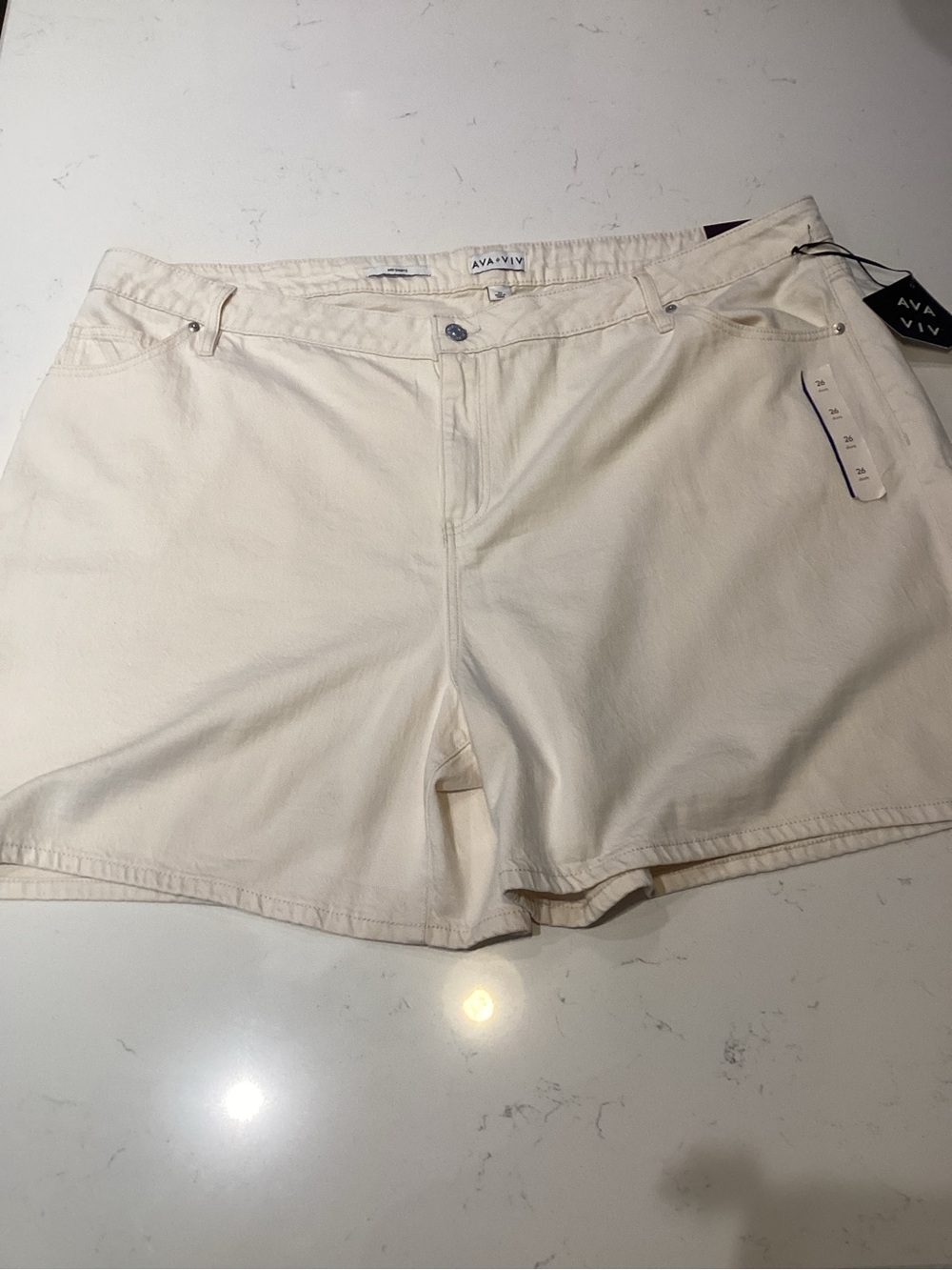 Ava & Viv Cream Women’s Bermuda Shorts